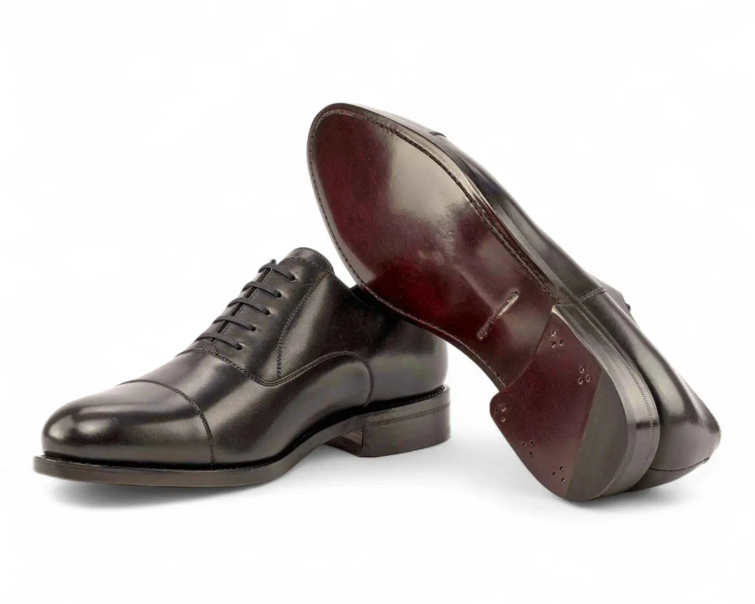 OxfordToecapBlack_2.webp
