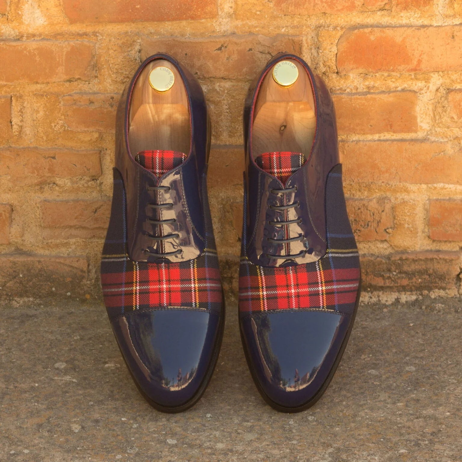 custom-wedding-red-tartan-sartorial-1536x1536.webp